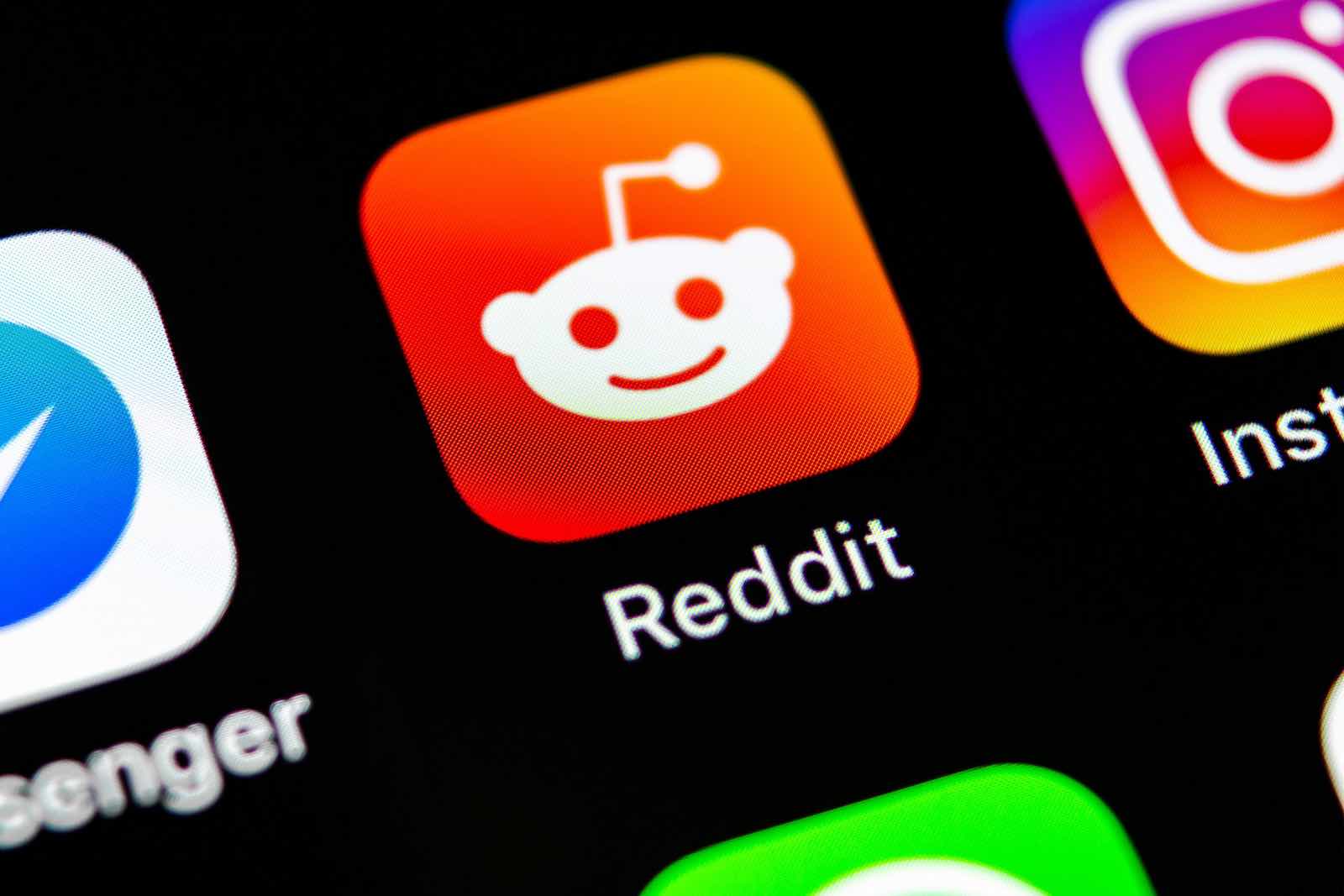 Thousands of Reddit users are protesting new API policies