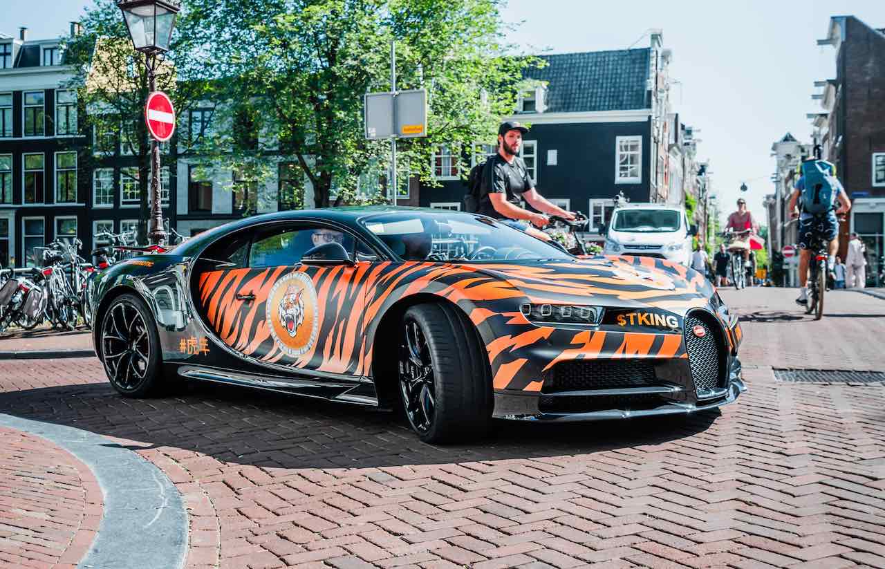 Nederlander rijdt nu een Tiger King Bugatti Chiron