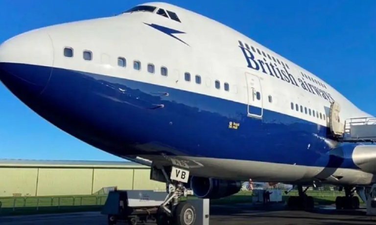 Deze Boeing 747 is omgebouwd tot iets unieks