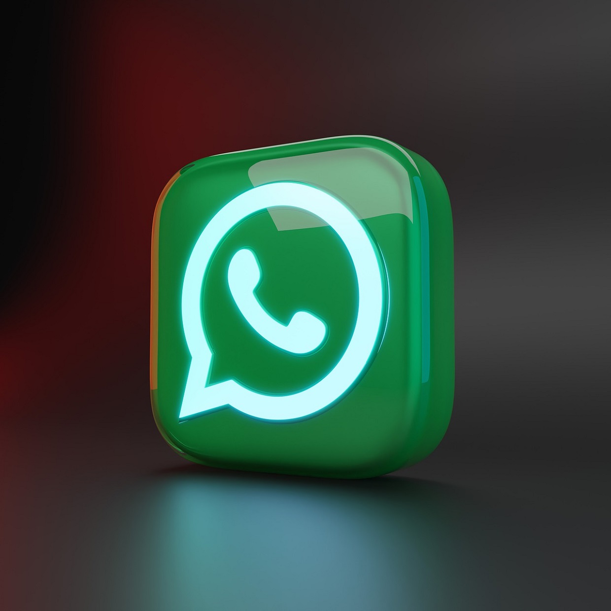 This way you can send photos with the highest quality via Whatsapp